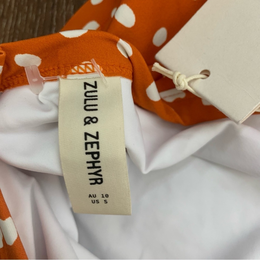 Zulu & Zephyr Womens Amber orange polka dot one piece swimsuit S NWT - Picture 9 of 10